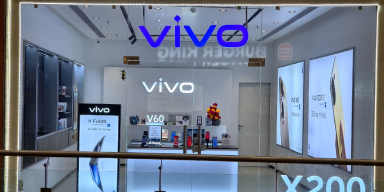 Pink Square Vivo Experience Center